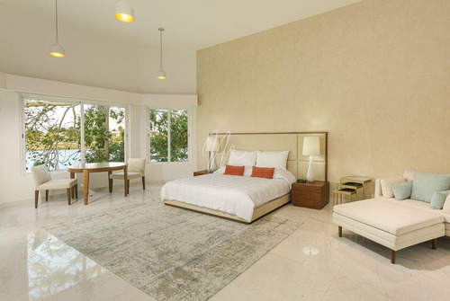 * Casa En Venta En Cancun En El Lago, Lagos Del Sol