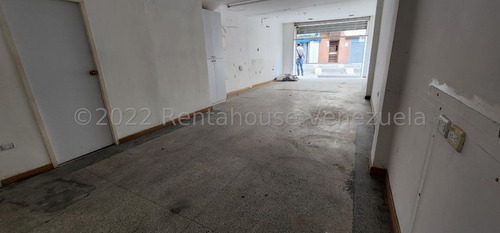 Imagen 14 de 28 de Sabana Grande Edifico Dde Oportunidad Listo Para La Venta.. Locales Comerciales Y Oficinas Con Su Baño..! Carlos Zambrano 0424 283 6665 Codigo: Mls #23-4780