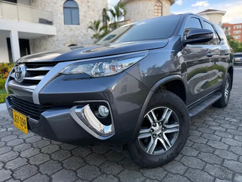 Toyota Fortuner 2.7l
