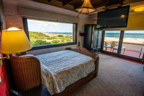 Imagen 17 de 28 de Venta De Casa 5 Dormitorios En Las Grutas, Punta Ballena