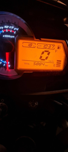 Imagen 5 de 15 de Benelli Tnt 300