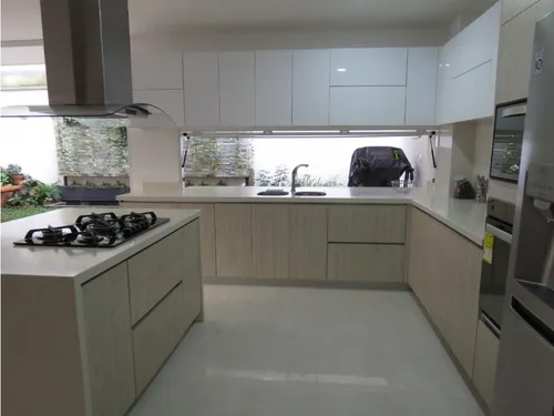 Venta De Casa En Condominio De 330mts2 Jamundí, Valle Del Cauca 6897.