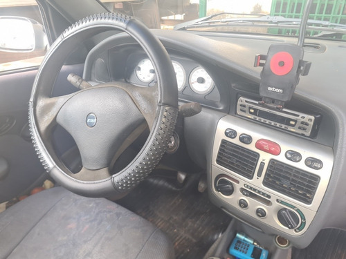 Imagem 6 de 7 de Fiat Palio Weekend 1.3 16v
