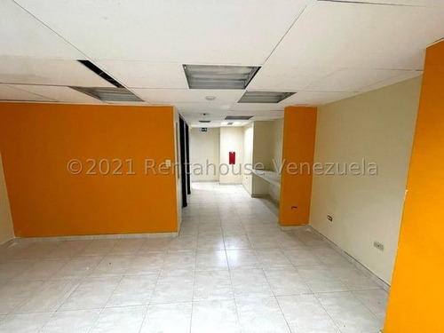 Imagen 3 de 10 de Oficina En Alquiler Chuao 20-23661 Renta House Los Samanes
