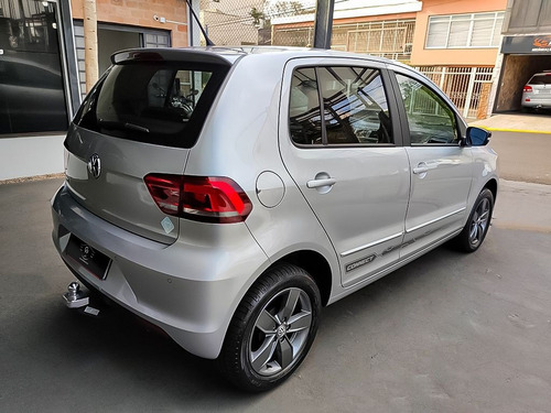 Imagem 15 de 15 de Volkswagen Fox 1.6 Msi Total Connect