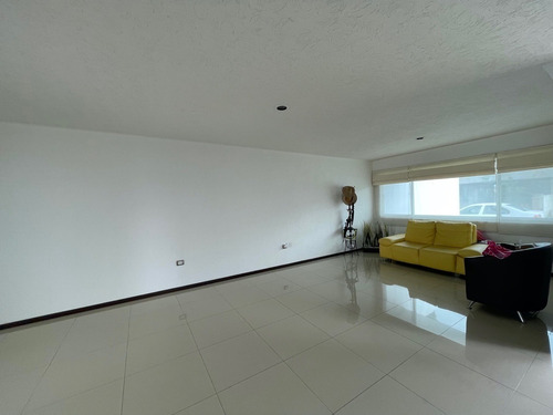 Imagen 7 de 30 de Casa En Venta En Juriquilla Con Alberca Propia