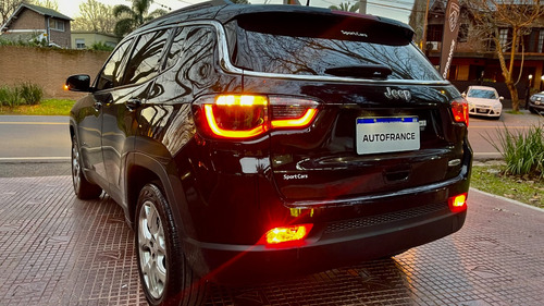 Imagen 8 de 25 de Jeep Compass Longitud