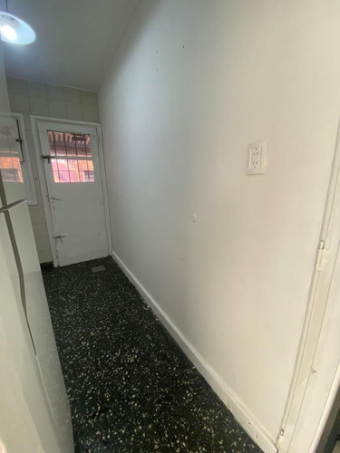 Imagen 6 de 28 de Castelar Norte Casa Ph Venta 3 Ambientes Patio Jardin Y Parrilla