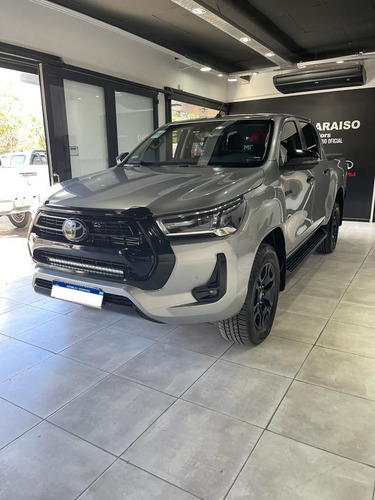 Imagen 1 de 18 de Toyota Hilux 2.8 Cd Srx 177cv 4x2 At