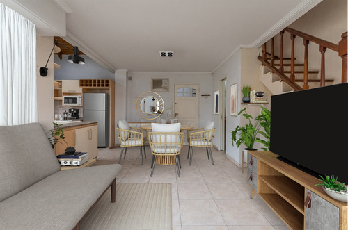 Imagen 1 de 30 de Venta De Casa Tipo Duplex De 3 Ambientes Con Cochera. En Banfield Este.