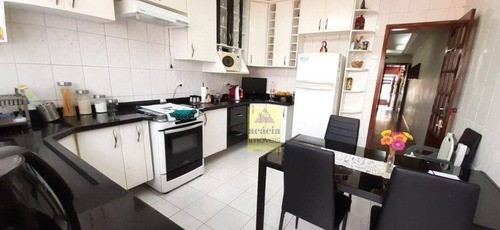 Imagem 2 de 22 de Vende - Sobrado Com 2 Suítes - So3110