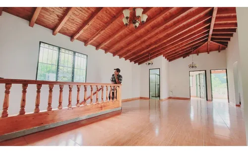 Casa En Arriendo Rionegro-zona E