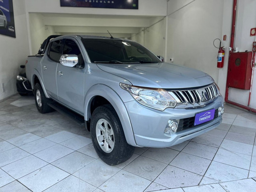 Mitsubishi L200 Triton S. HPE 2.4 CD Dies. Aut.