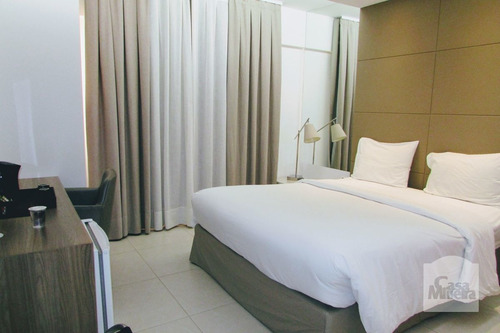 Imagem 3 de 15 de Flat À Venda No Cidade Jardim - Código 246707 - 246707