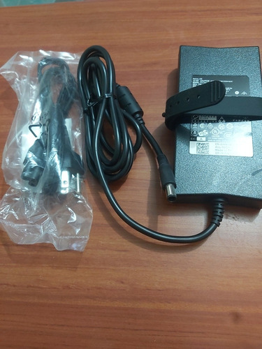 Cargador Para Laptop Dell 19.5v. 6.7a