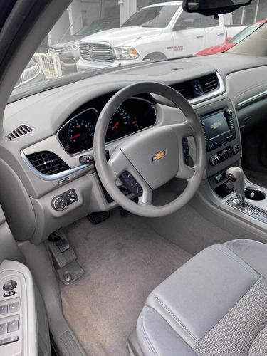 Imagen 6 de 13 de Chevrolet Traverse 2017