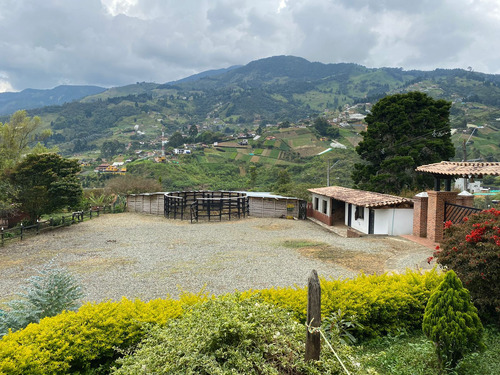 Finca Corregimiento De San Cristobal, Vereda El Llano - Se Vende