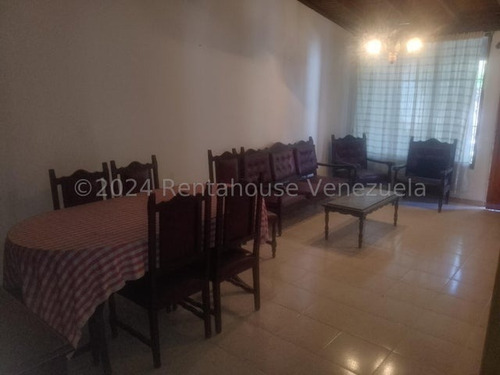 Casa En Alquiler Semi Equipa Urb Valle Lindo Turmero Gjg 25-1053