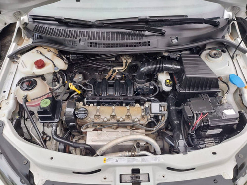 Imagem 5 de 11 de Volkswagen Saveiro 1.6 Msi Trendline Cs 8v Flex 2p Manual