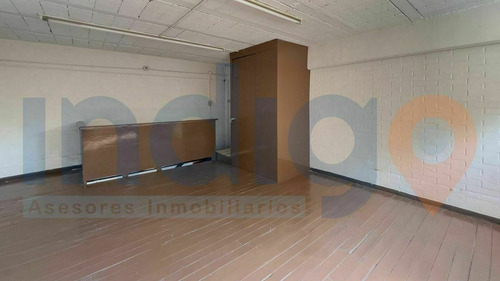 Local En Renta En Plaza Jurica