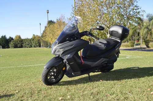 Imagen 4 de 23 de Scooter Kymco X Town 250