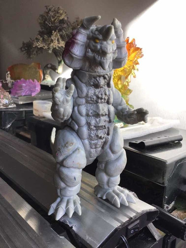 Ultraman Kaiju King Silvergon Sofubi