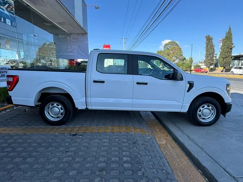 Ford F-150 3.3 XL Doble Cabina V6 4x2 At