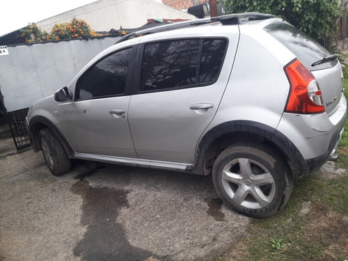 Imagen 6 de 6 de Renault Sandero Stepway 2010 1.5 Dci Confort