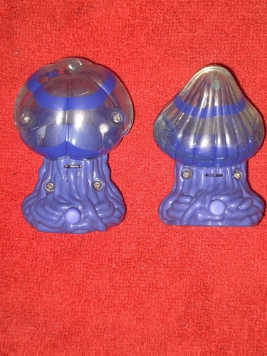 2 Figuras De Óscar El Espanta Tiburones De Uso