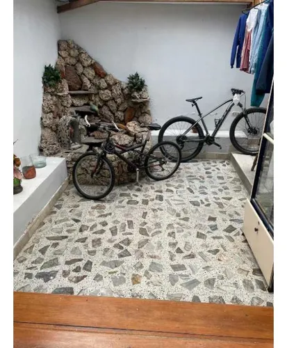 Casa En Loma De Los Bernal