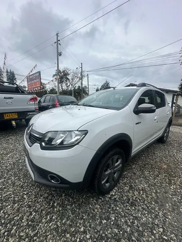 Renault Stepway 1.6 Expression / Zen