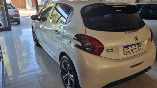 Imagen 16 de 16 de Peugeot 208 2018 1.6 Gt Thp
