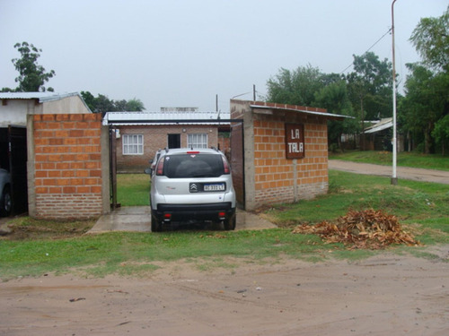 Casa Con Pileta, En Alquiler En Lavalle