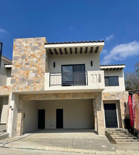 Casa En Venta Por El Yerbaniz El Ranchito Carretera Nacional Santiago