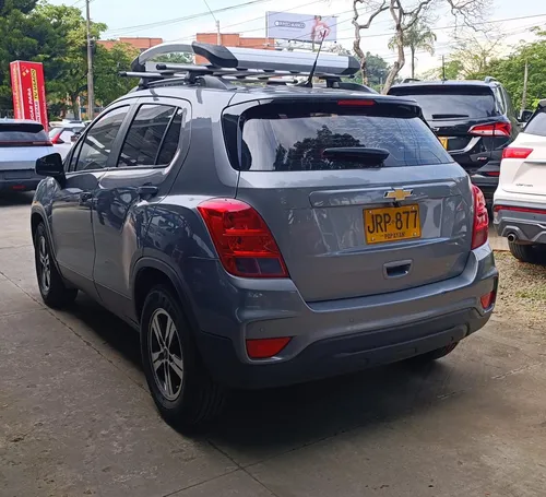 Chevrolet Tracker Ls Mt 1800 Cc 4x2 Abs 2 Airbag