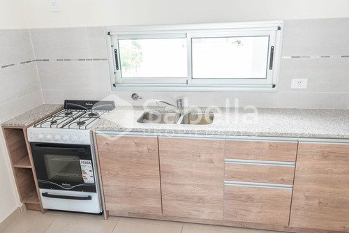 Imagen 5 de 17 de Venta Departamento 1 Dormitorio, Frente A Plaza Irigoyen,