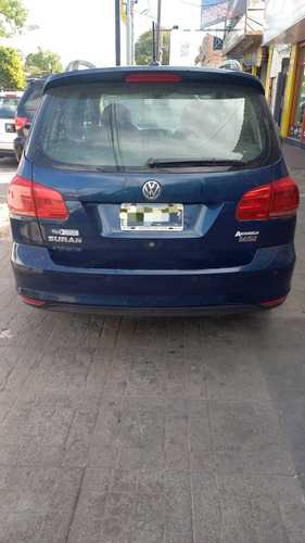 Volkswagen Suran 1.6 Highline 101cv