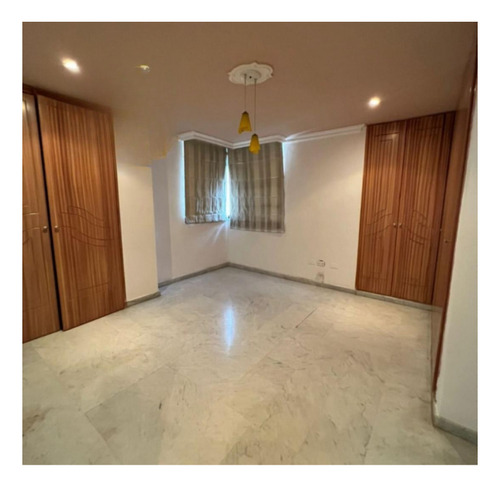 Alquiler Apartamento Urbanización La Soledad, Resd. Deyalud