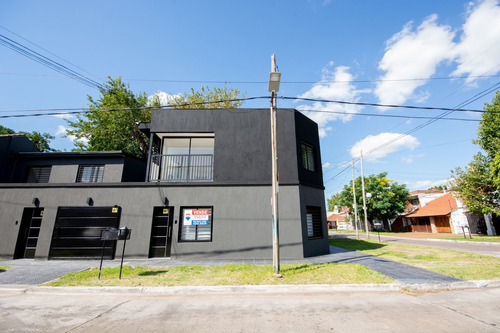 Imagen 5 de 25 de Venta Ph 3 Ambientes Jardin Patio Cochera Quilmes