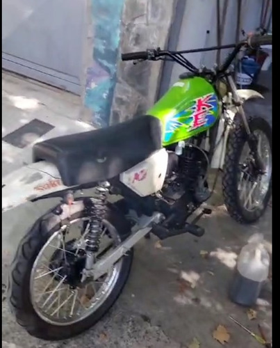Moto Endurro Kawasaki Ke 100