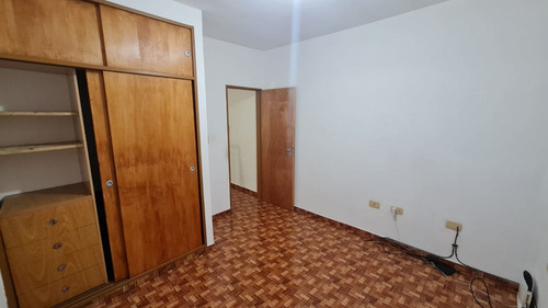 Imagen 10 de 16 de Venta De Duplex 3 Ambientes En San Justo,