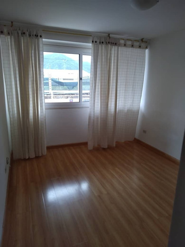 Imagen 3 de 9 de Venta De Apartamento En Guatire, Buenaventura Actualizado.