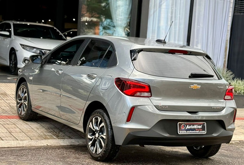 Chevrolet Onix HATCH PREM. 1.0 12V TB Flex 5p Aut.