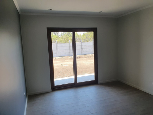 Imagen 12 de 17 de Preciosa Casa En Arriendo De 3 Dormitorios En Chicureo