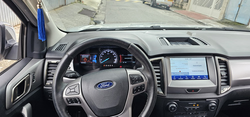 Ford Ranger 3.2 Limited Cab. Dupla 4x4 Aut. 4p 6 marchas