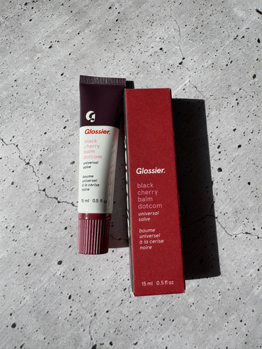 Set Balm Doctom + Cherry Lock Bálsamo Labial Glossier