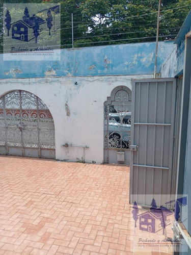 Renta De Casa Sola En Colonia Amatitlán Cuernavaca