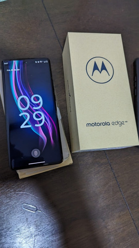 Motorola Edge 40 