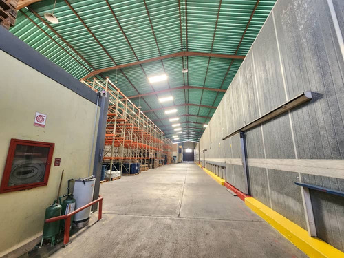 Galpones En Alquiler Zona Industrial Iii Con 5 Cavas De Conservacion Capacidad 180 Toneladas Cada Una Racks Con 320 Posiciones Empaquetadora De Leche En Polvo Barquisimeto Lara Daniela Linarez