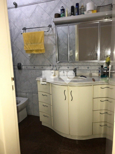 Imagem 30 de 30 de Vende Casa 6 Dormitórios, Suíte, Churrasqueira, 3 Vagas No Bairro Menino Deus - Reo452750
